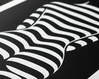 CURVES | Minimalist | Female Figure | B&W | 8K - 32K