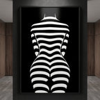 CURVES | Minimalist | Female Figure | B&W | 8K - 32K