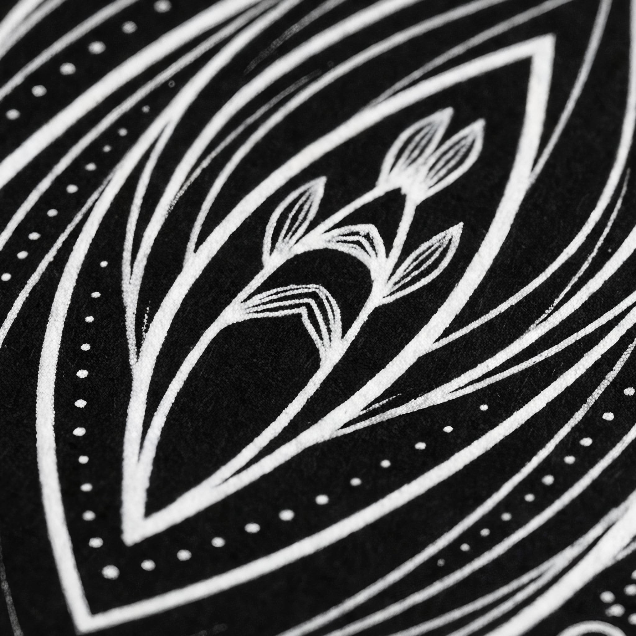 EDEN | Minimalist Botanical Female Op-Art | 8K - 32K