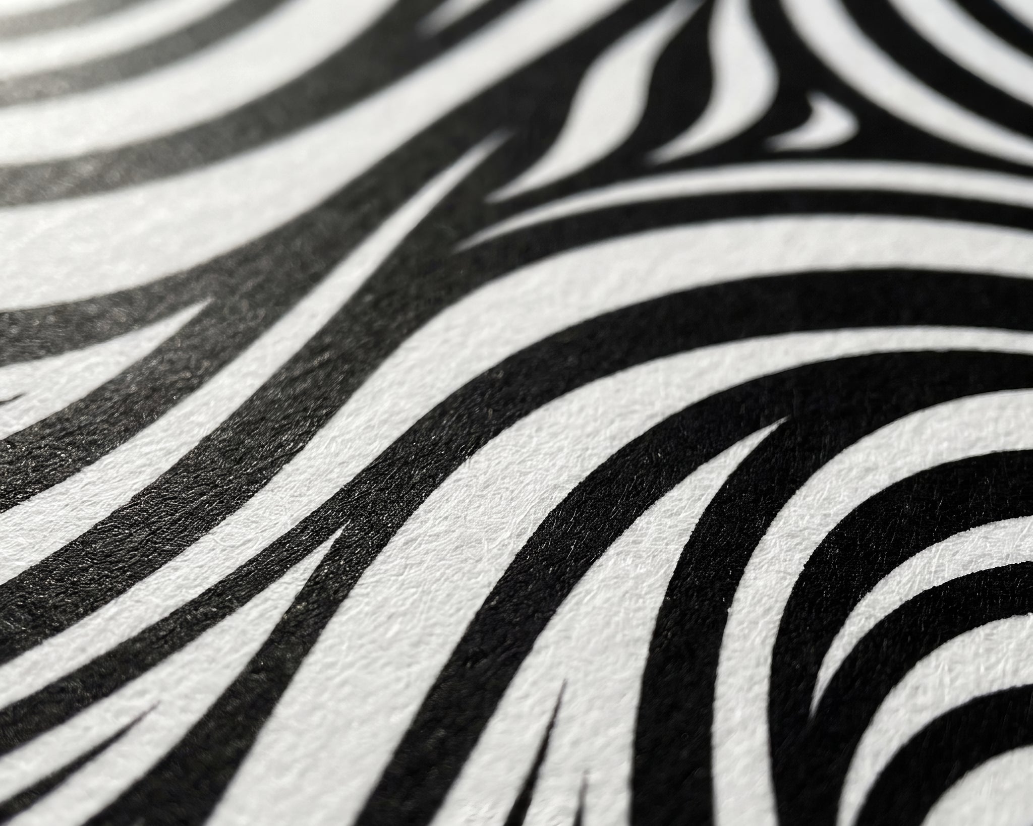 ENTROPY | Minimalist | Female Figure | B&W | 8K - 32K