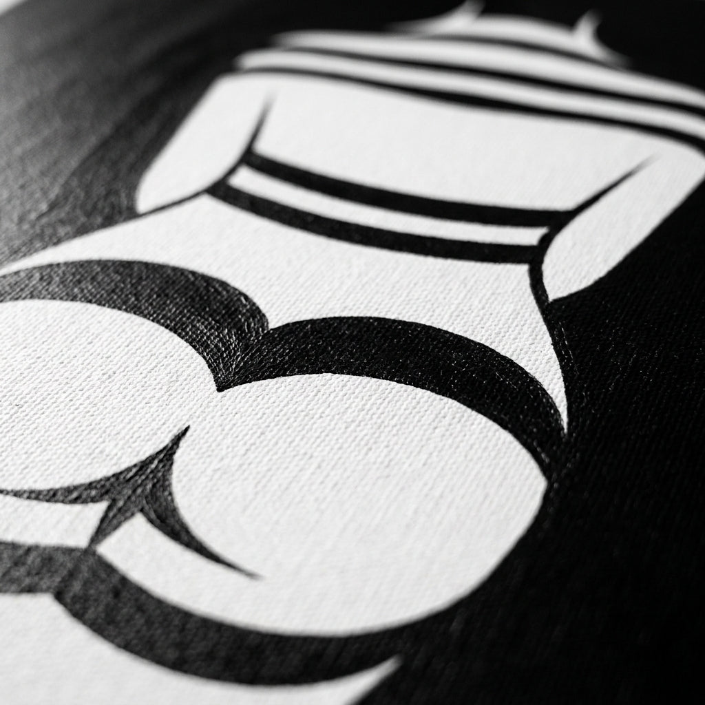 GALA | Minimalist | Female Figure | B&W | 8K - 32K