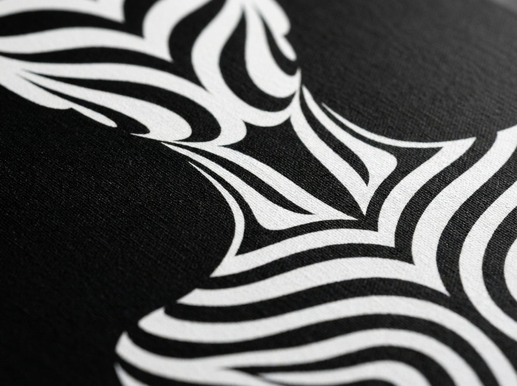 HYPNOS | Minimalist | Female Figure | B&W | 8K - 32K
