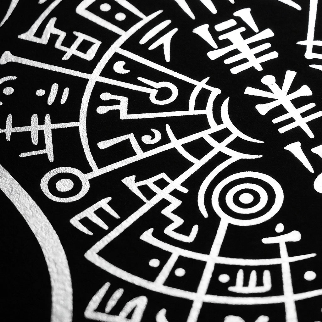 RITUAL | Esoteric Minimalist Female Figure | 8K - 32K