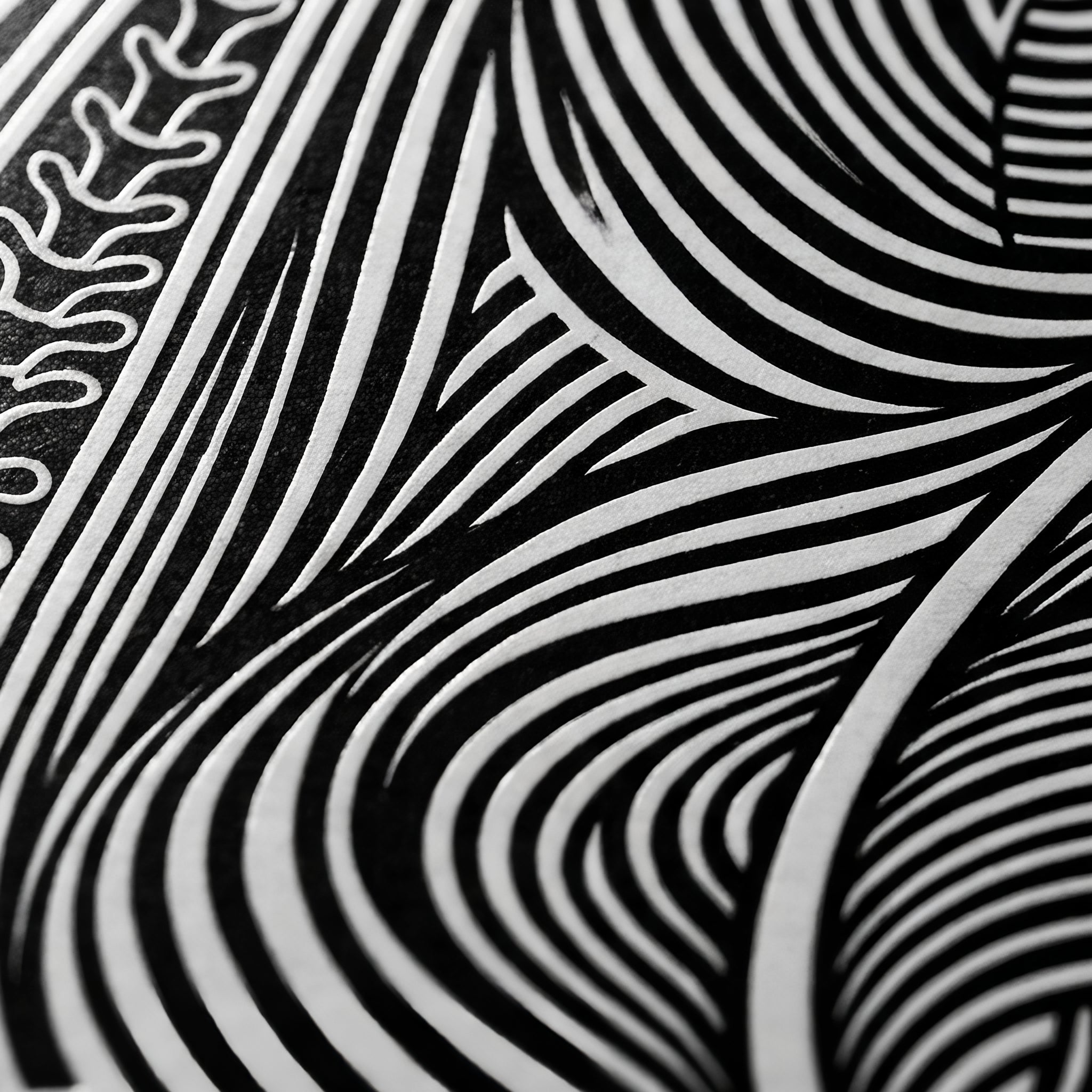 STELA | Modern Minimalist Female Op Art | 8K - 32K
