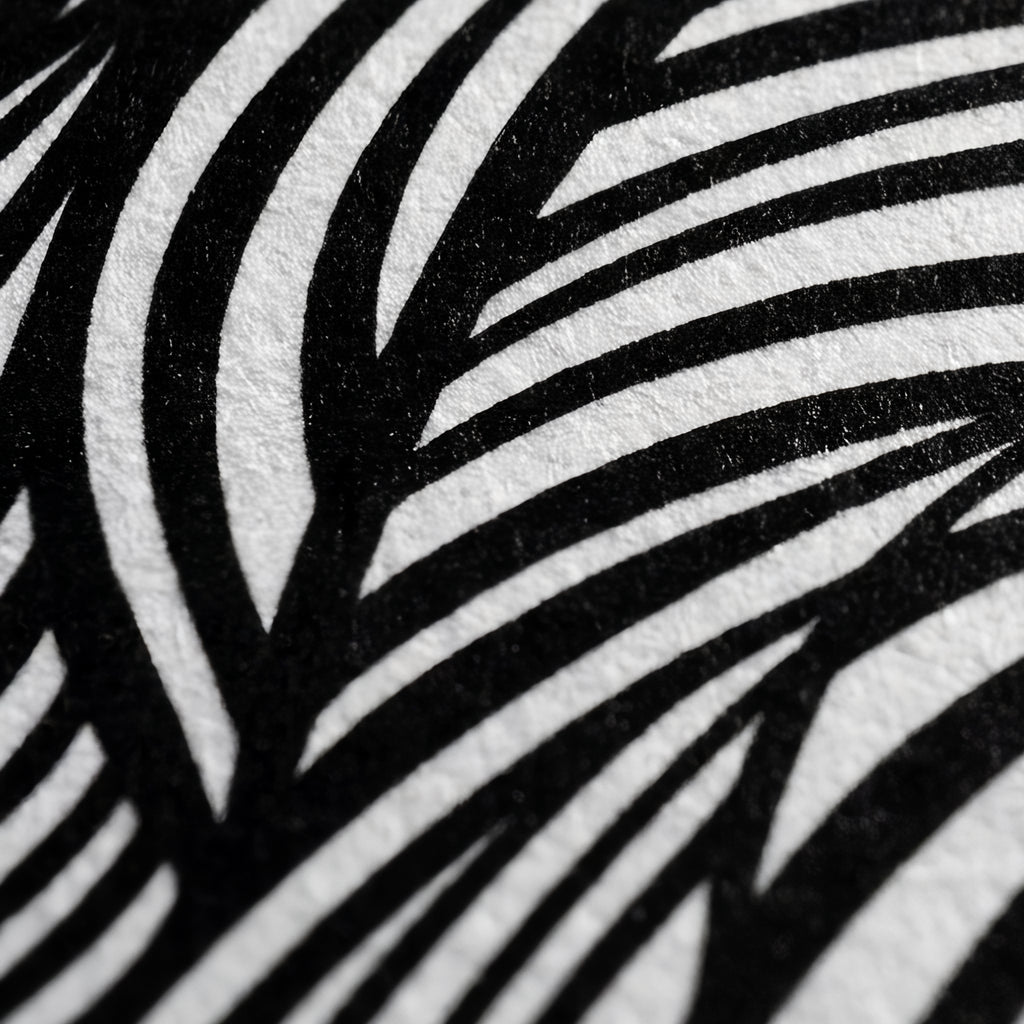 STELA | Modern Minimalist Female Op Art | 8K - 32K
