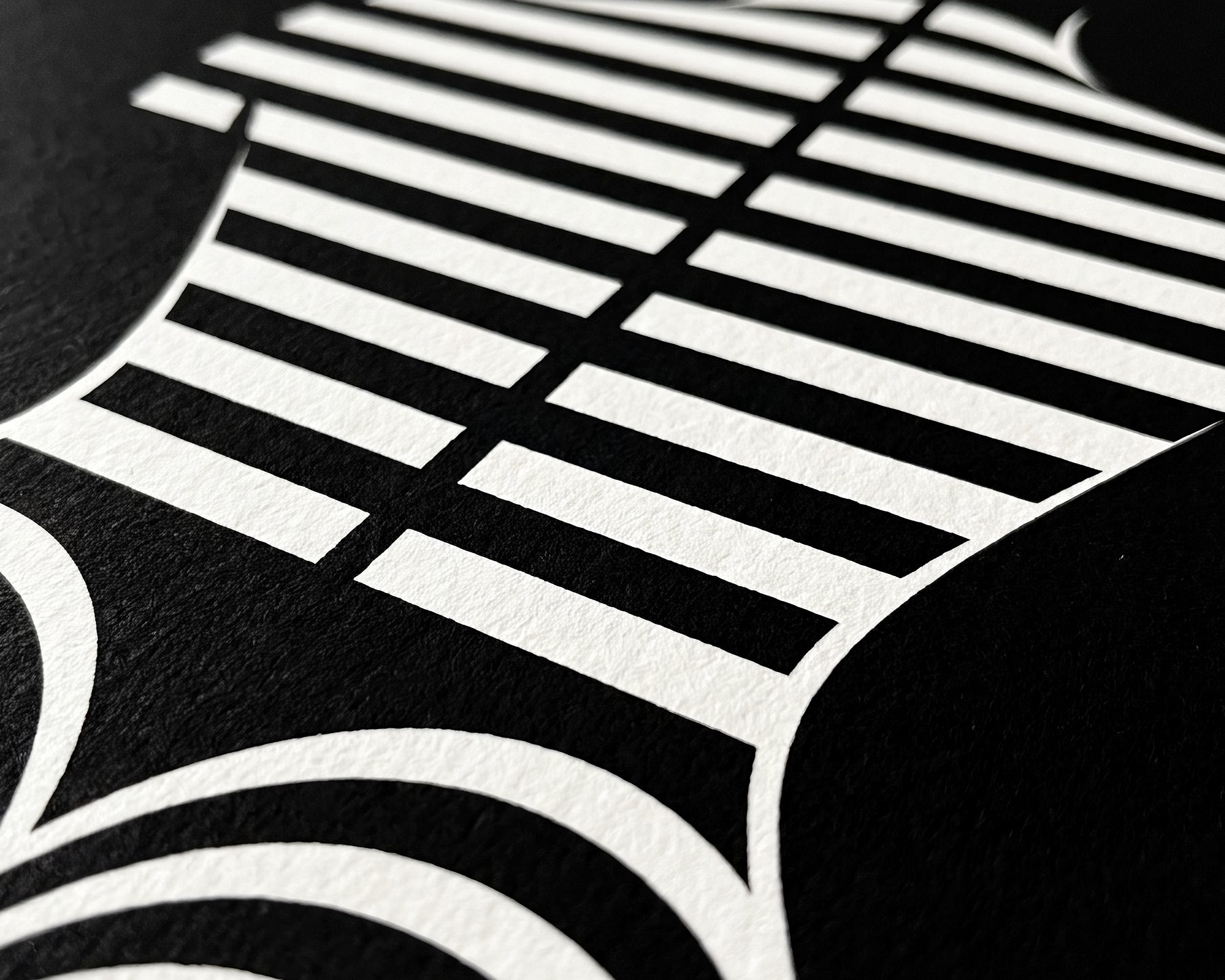 UNDERSCORE | Minimalist | Female Figure | B&W | 8K - 32K