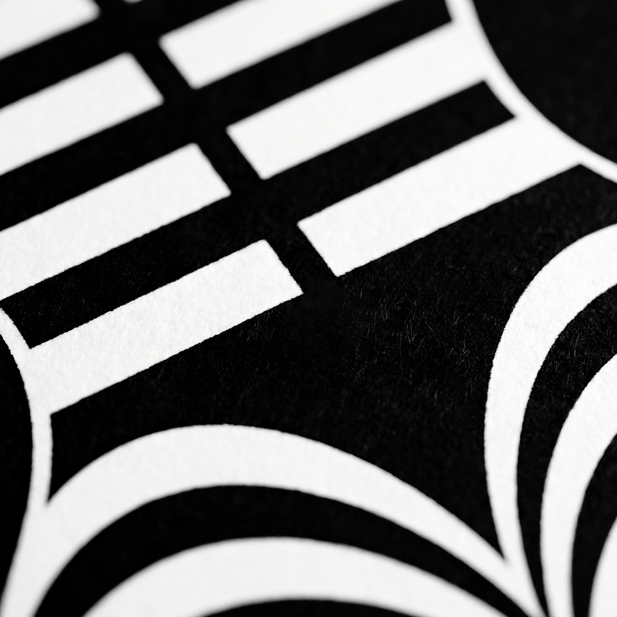 UNDERSCORE | Minimalist | Female Figure | B&W | 8K - 32K