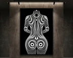 XENO | Minimalist | Female Figure | B&W | 8K - 32K